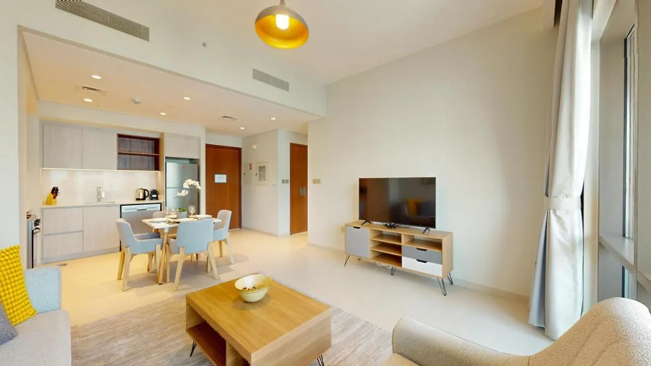 Vida Residences Creek - Colourful One Bedroom Dubai Apartment